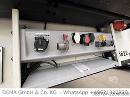 SCHMITZ CARGOBULL SCBS3B*5 Rohrbahnen*Fleischhang*Schmitz-Achsen*