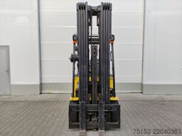 Hyundai 32B-9