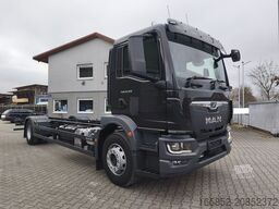 MAN TGM 18.320 4x2BL CH Fahrgestell Euro 6 Rechtsle...