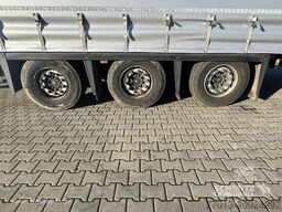 Schmitz Cargobull Curtainsider Mega
