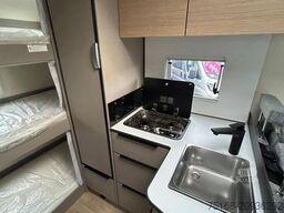 BÜRSTNER Campeo TD 676 G