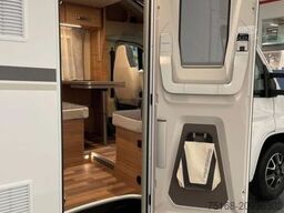 WEINSBERG CaraSuite 700 ME LED Scheinwerfer / Abstandstemp