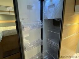 DETHLEFFS Just Camp T 6812 EB Heckfarradträger / Hubbett