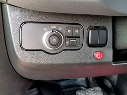 MERCEDES-BENZ Sprinter 319CDI/V6 AT PRITSCHE 4,4M/ LUFT/ LBW