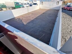 MERCEDES-BENZ Sprinter 319CDI/V6 AT PRITSCHE 4,4M/ LUFT/ LBW