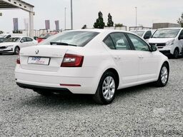 SKODA Octavia 1.6TDI/85KW STYLE / FULL LED