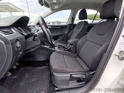 SKODA Octavia 1.6TDI/85KW STYLE / FULL LED