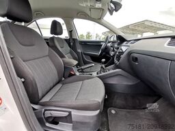 SKODA Octavia 1.6TDI/85KW STYLE / FULL LED