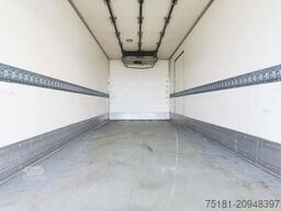 IVECO Daily 65C15/3.0 TIEFKÜHLER/ FLEISCHHAKEN/ 380V