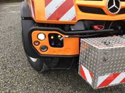 Mercedes-Benz Unimog U427