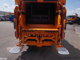 FUSO Canter 9C18 Geesink 7m³