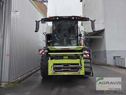 Claas TRION 730