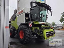 Claas TRION 730