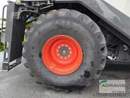 Claas TRION 730