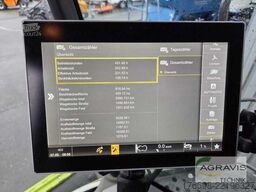 Claas TRION 730
