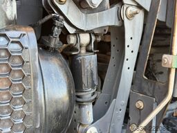Iveco Stralis AS440S46 2x LNG tank 598 Liter Retarder