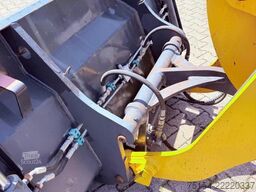 Komatsu WA 80 M