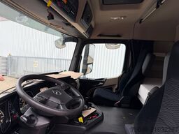 Mercedes-Benz Actros 1832 L 4x2 Actros 1832 L 4x2, Kühlkoffer, 2x Trennwand, Carrier, LBW BÄR