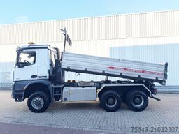 Mercedes-Benz Arocs 3351 AK 6x6 Arocs 3351 AK 6x6, Retarder, Grounder, Motorabtrieb, pneum. Heckklappenöffnung