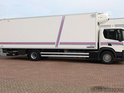 Scania P320 Koel/Vries Bakwagen + DHollandia 2000kg