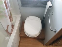 Coachmen  Ford Leprechaun 24