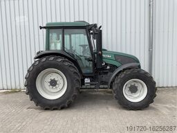 Valtra A 93