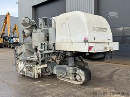 Gomaco GT3400 Concrete Slipform Paver