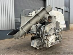 Gomaco GT3400 Concrete Slipform Paver