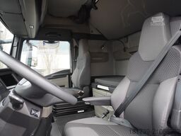 MAN TGX 26.400 / IGLOOCAR / Carrier Supra