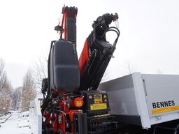 Mercedes-Benz Arocs 2633 flatbed truck / Crane FASSI