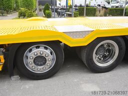 Mercedes-Benz Actros 2542 / NEW tow truck / steered 3r