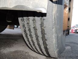 RENAULT 270dci Lander Plateau + Kran Hiab 140