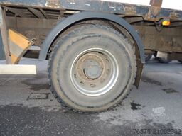 RENAULT 270dci Lander Plateau + Kran Hiab 140