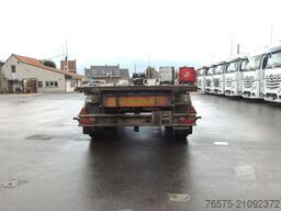 VAN HOOL 30' - 20' ADR Container (4 stuck)chassis