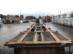 VAN HOOL 30' - 20' ADR Container (4 stuck)chassis