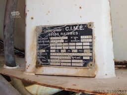 RENAULT 220dci Tankwagen (blatt)