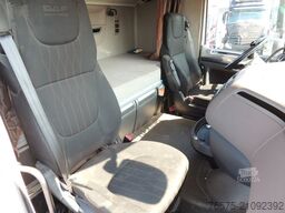 DAF 106XF 480 6x4 Space Cab (Retarder)