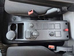 Iveco Eurocargo ML80E21K 4x2 Hyva Abrollkipper, 2xAHK