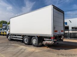 RENAULT D26.320-6x2+DHOLLANDIA 2T.