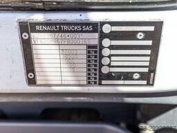 RENAULT D26.320-6x2+DHOLLANDIA 2T.