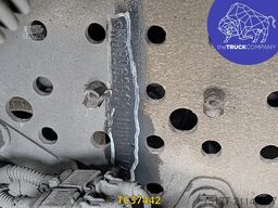 Mercedes-Benz Actros 1833