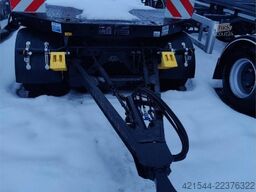 Fliegl DTS 300 Machinery Trailer with Hydraulic Loading R