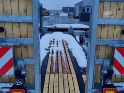 Fliegl DTS 300 Machinery Trailer with Hydraulic Loading R