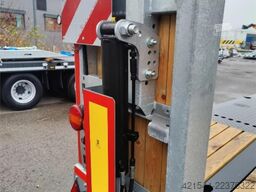 Fliegl DTS 300 Machinery Trailer with Hydraulic Loading R