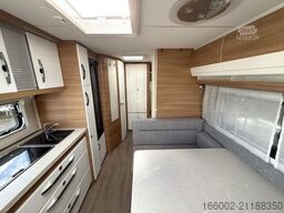 HOBBY De Luxe 545 KMF Auflastung 2.000 kg Alufelgen