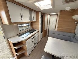 HOBBY De Luxe 545 KMF Auflastung 2.000 kg Alufelgen