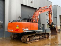 Hitachi ZX250LC-6