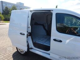 FORD Transit Connect Trend Kasten L1  AWD AHK 2xS.Tür