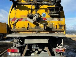 MAN 18.313 Sweeper w/ Bucher Optifant 70 superconstruc