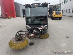 Boschung s3 street sweeper